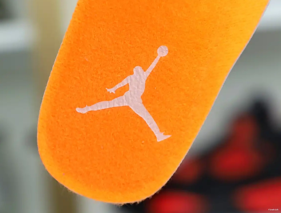 WMNS AIR LOW JORDAN 11 CITRUS' 'BRIGHT RETRO 0327